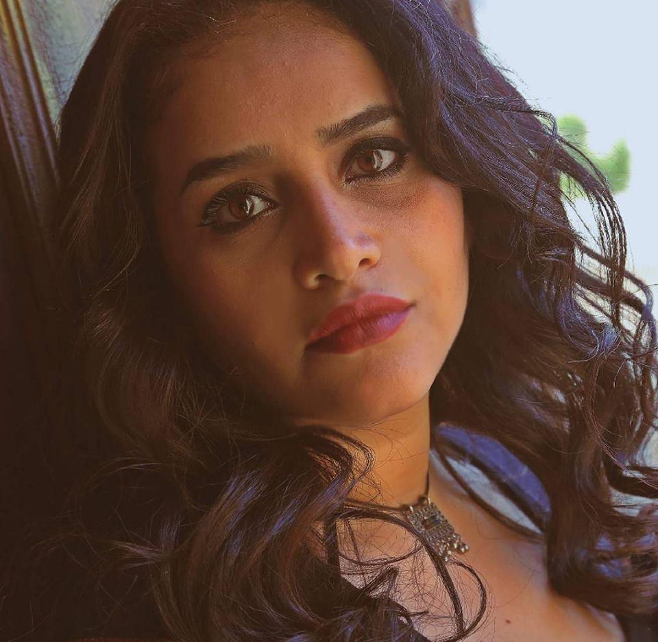 Portrait of author Irene Yousef